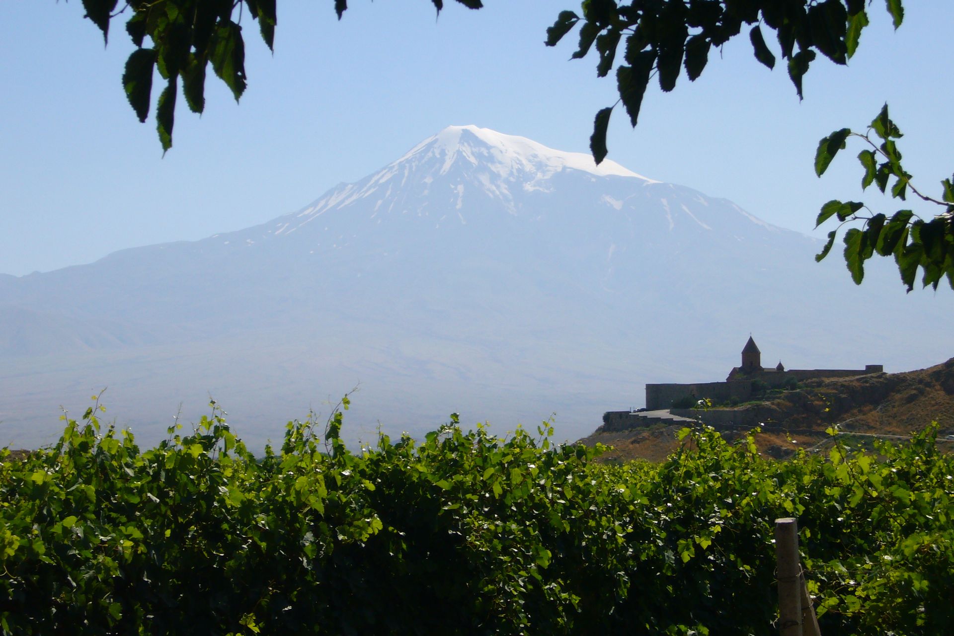 armenie-2010-juillet-30-9-monastere-khor-virap-et-ararat-sofy-leddet-704.jpg