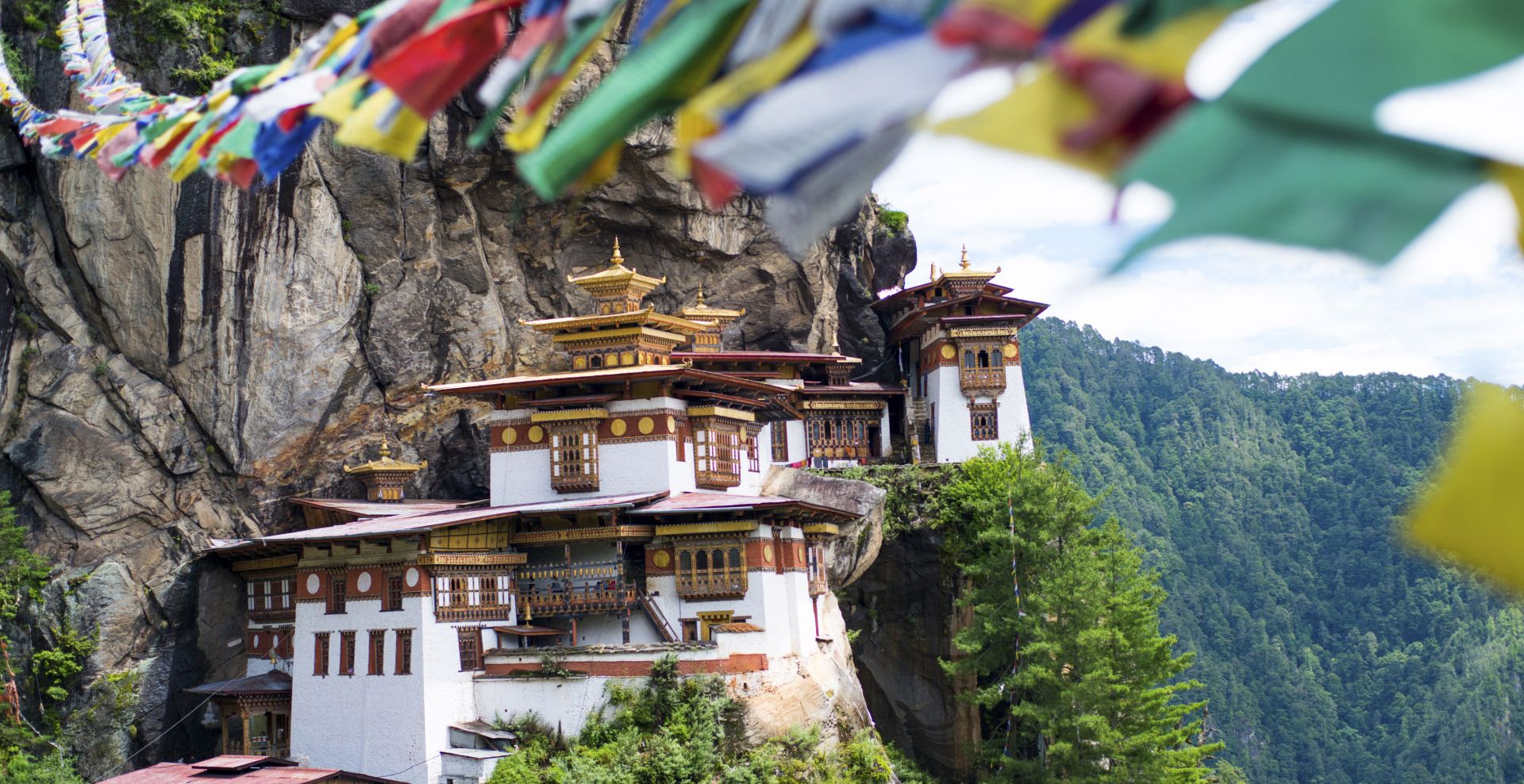 taktsang-palphug-monastery-bhoutan-site-thinkstock.jpg
