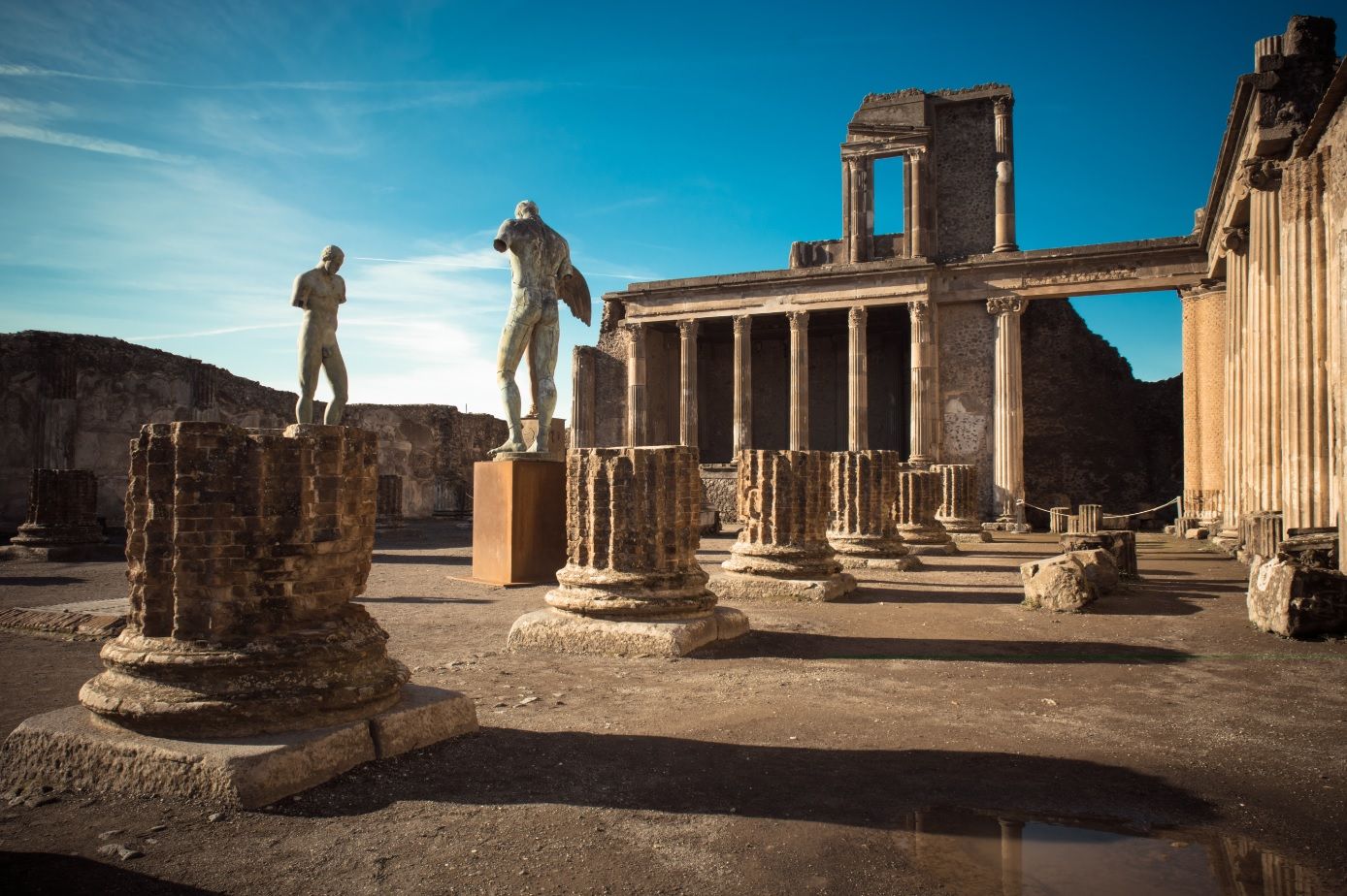 ancientemplepompeiitalie(c)gettyimages-anjaperse-689004504.jpg