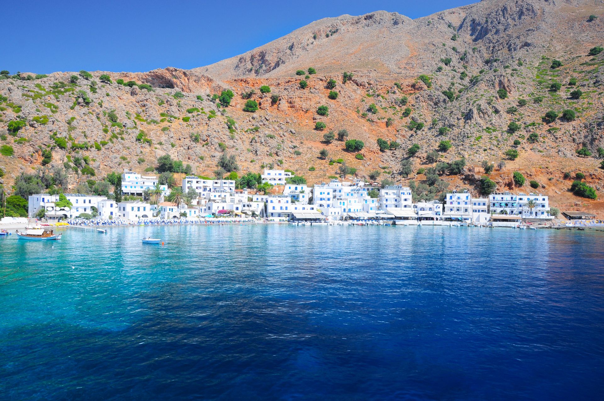 crete, loutro(c)istock-mirc3a -484284968.jpg