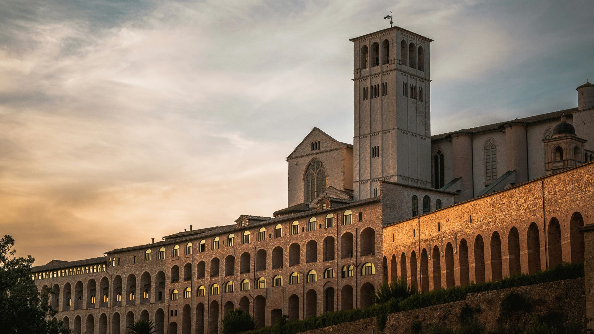 La basilique Saint-François d'Assise, un chantier international à la gloire des franciscains au XIIIe siècle