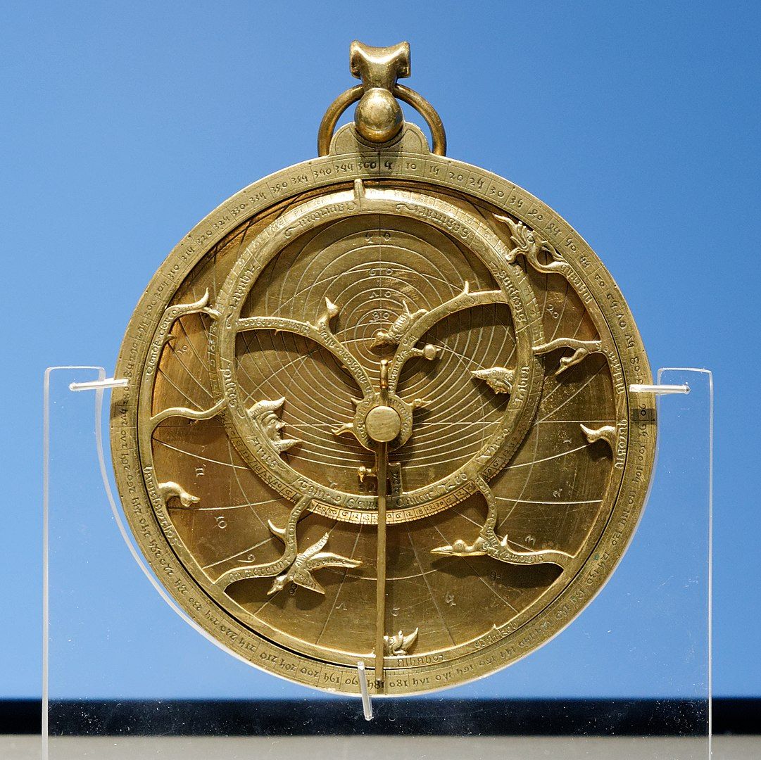 1081px-Chaucer_Astrolabe_BM_1909.6-17.1
