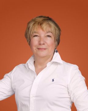 Marina Khvatova (2).jpg