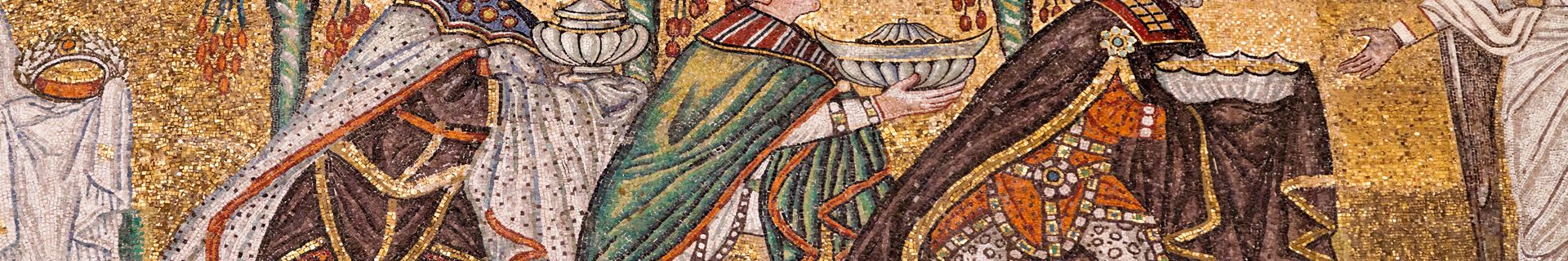 Ravenne Mosaic on wall of Sant Apollinare Nuovo_Italie©thinkstockphotos