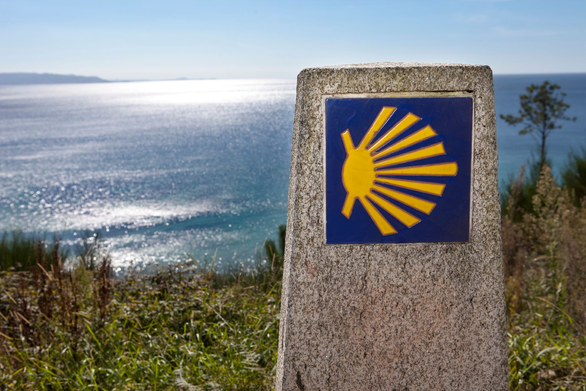 Chemin de Saint-Jacques-de-Compostelle - Espagne ©iStock