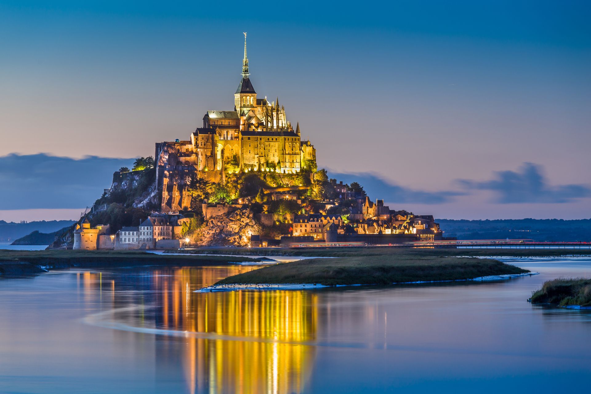 Le Mont-Saint-Michel, Normandie - France ©iStock