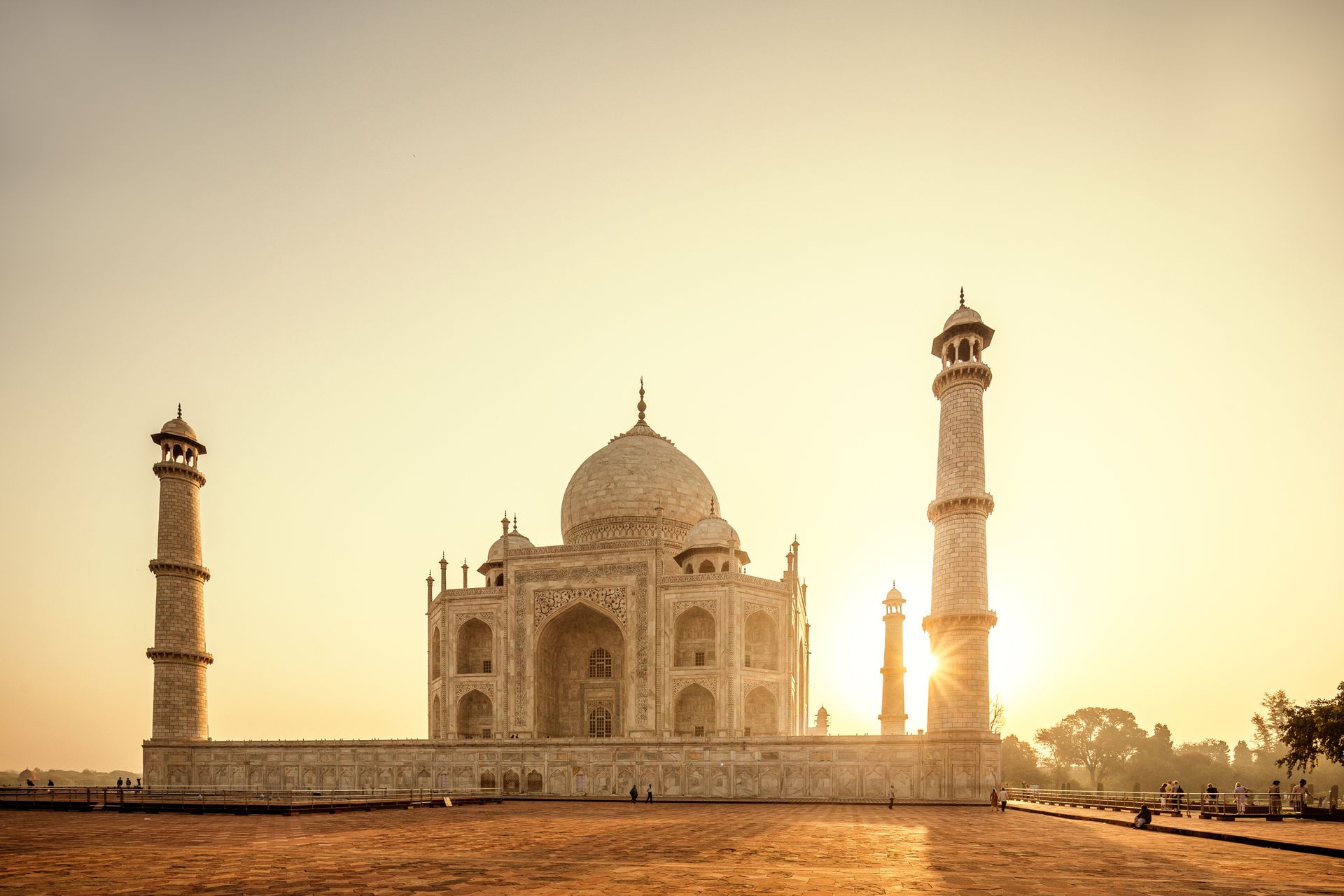 Le Taj Mahal à Agra, Rajasthan - Inde ©iStock