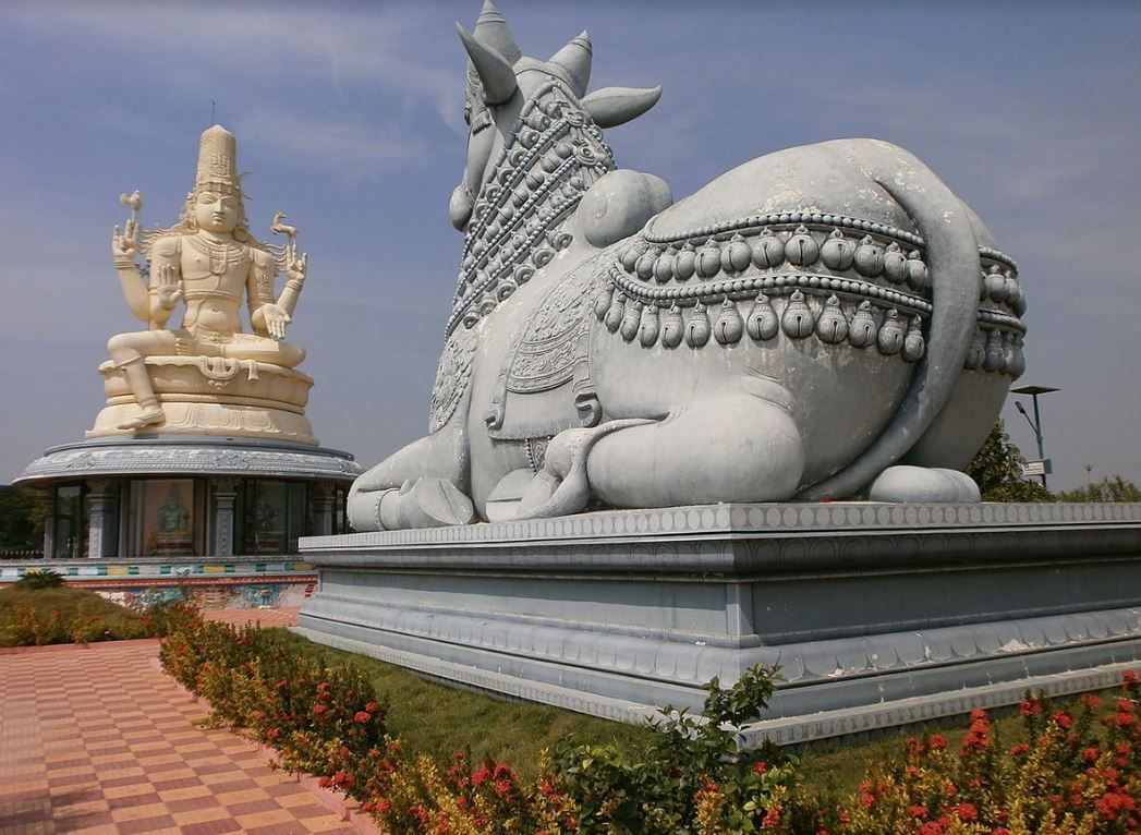 Statue de Shiva à Kanchipuram - Inde ©Destination8infinity