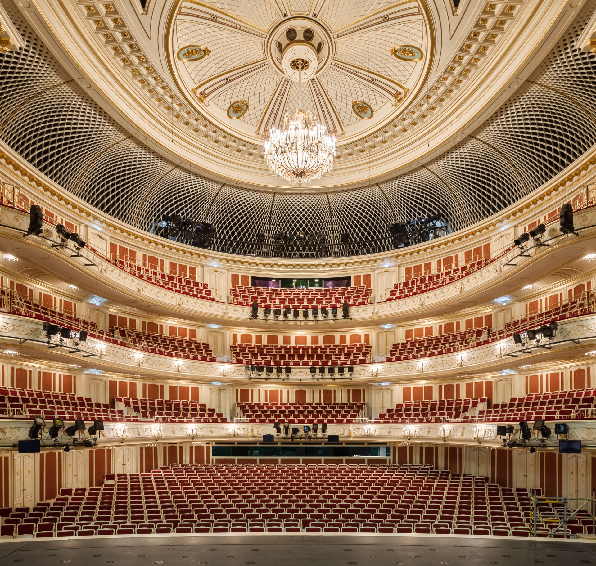 STAATSOPER ©Gordon Welters