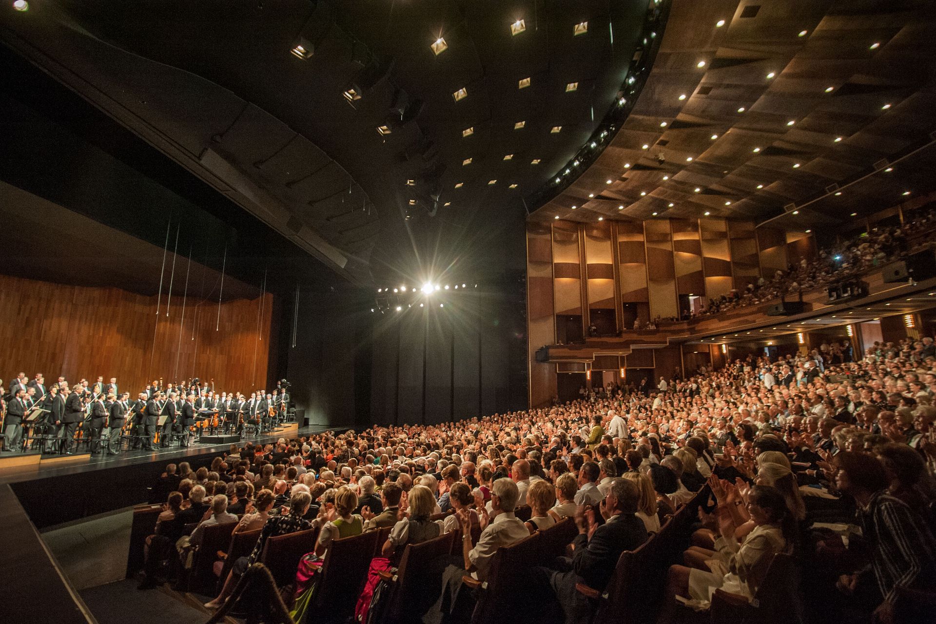 Grossesfestspielhaus_auditorium@Salzburger Festspiele marco_borrelli