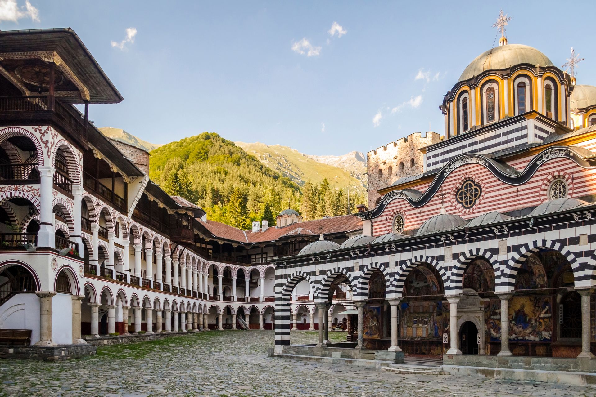 Monastère de Rila - Bulgarie ©iStock
