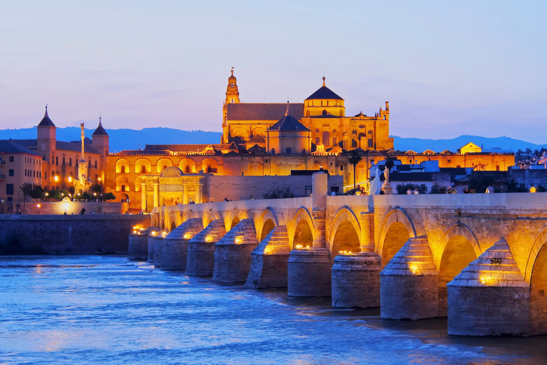 Pont Romain et Grande Mosquée de Cordoue, Andalousie - Espagne ©thinkstock