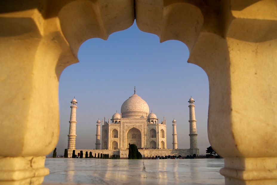 Le Taj Mahal à Agra, Rajasthan - Inde ©iStock