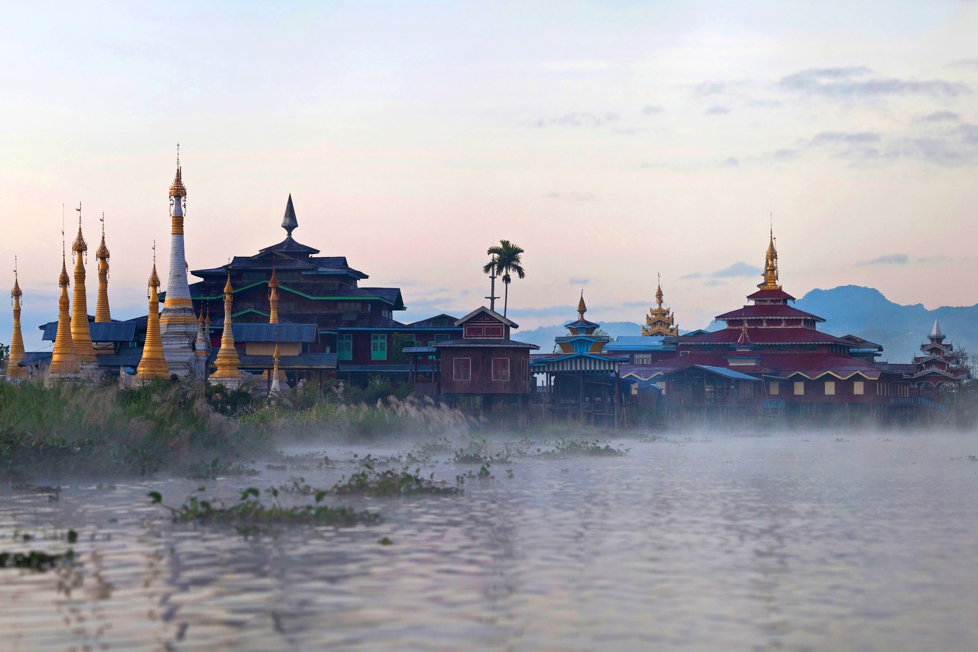 Monastère bouddhiste près du Lac Inle - Birmanie ©iStock