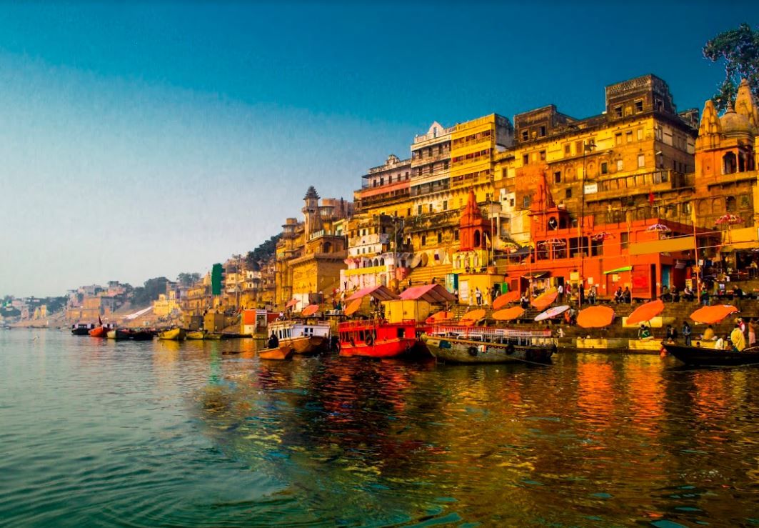 Vue de Varanasi le matin - Inde