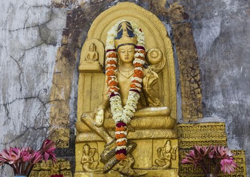 Sculpture de bouddha dans le temple Bodhgaya - Inde