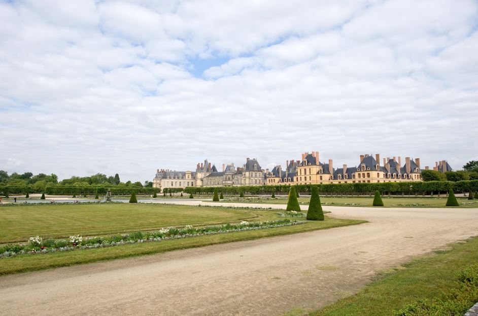 Vue sur le château de Fontainebleau, Île-de-France - France