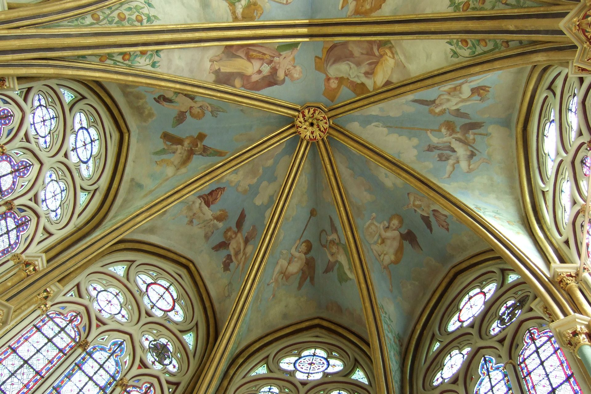 Voûte de la chapelle de Chaalis, Hauts-de-France - France ©Wikipedia
