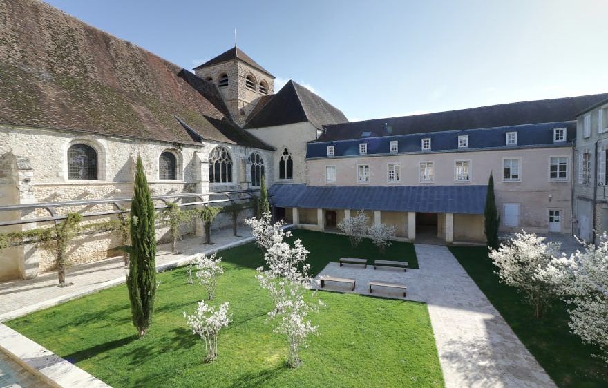 Le prieuré Saint-Ayoul