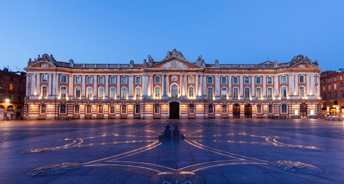 Capitole de Toulouse au soir, Occitanie - France