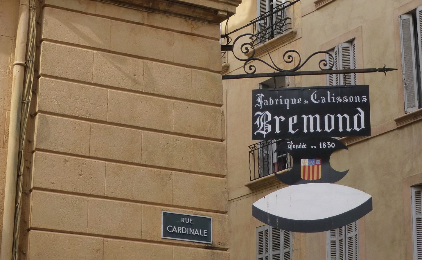 Fabrique de calissons, la spécialité d'Aix-en-Provence - France ©unsplash
