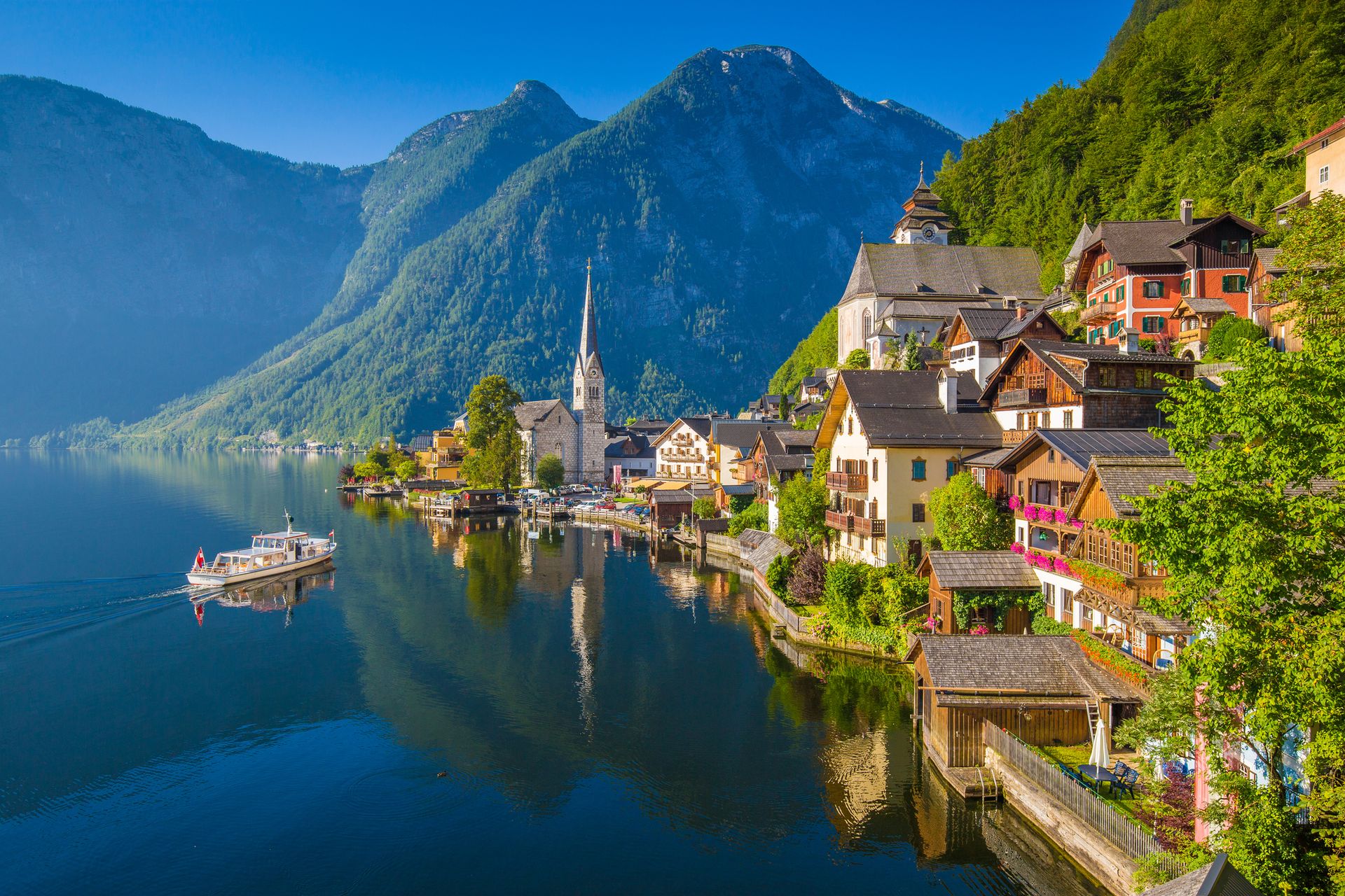 Hallstatt@GettyImages-bluej