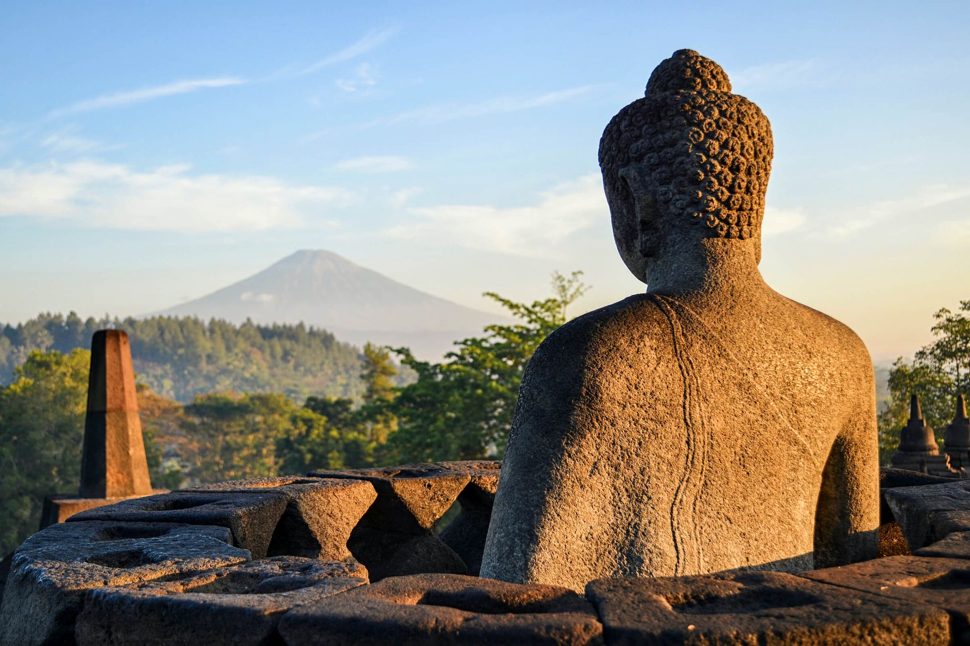 Vue du temple de Borobudur à Java
